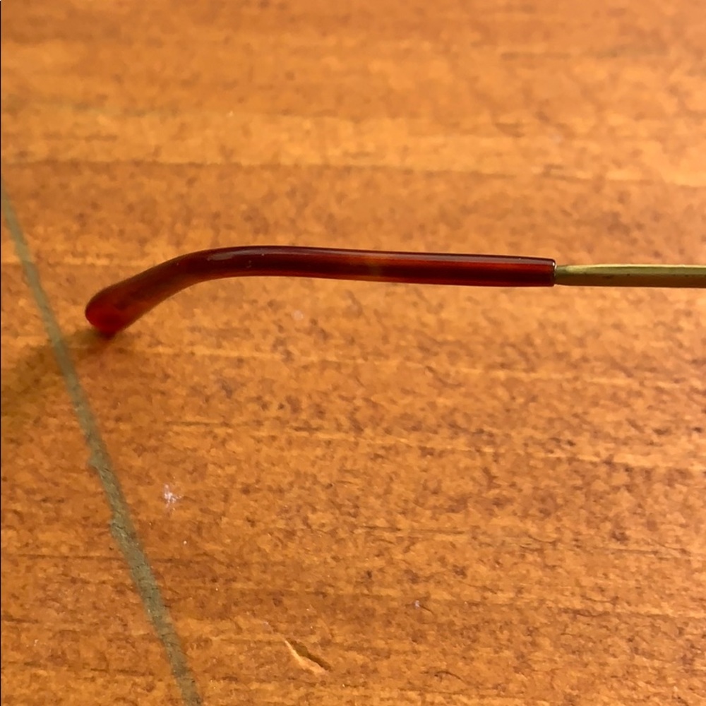Sunglasses - Picture 4 of 6